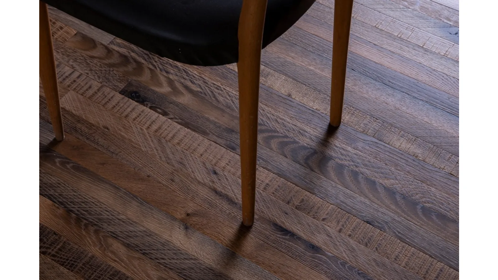 Parquet Discordia RAW di Salis